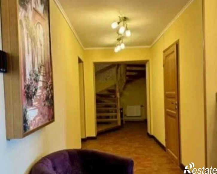 8-комн квартира ул Некрасовская, 94,  д. 94