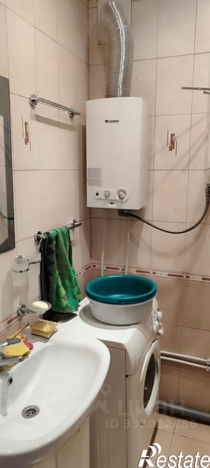 2-комн квартира 10-й кв-л, 15,  д. 15