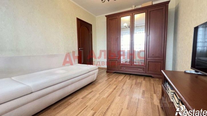 3-комн квартира ул Тополей, 3,  д. 3