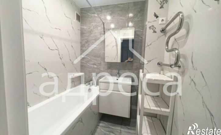 2-комн квартира ул Революционная, 101 1,  д. 101 1,  к. 1
