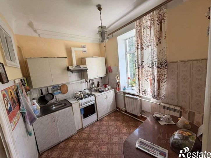 2-комн квартира ул 8 Марта, 19,  д. 19