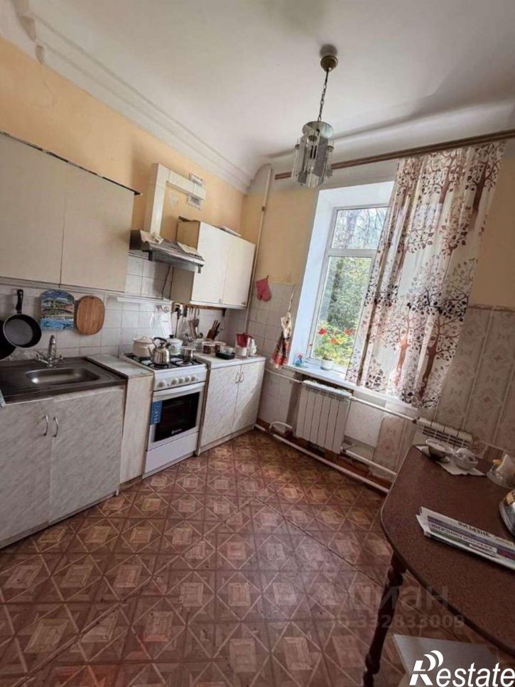 2-комн квартира ул 8 Марта, 19,  д. 19