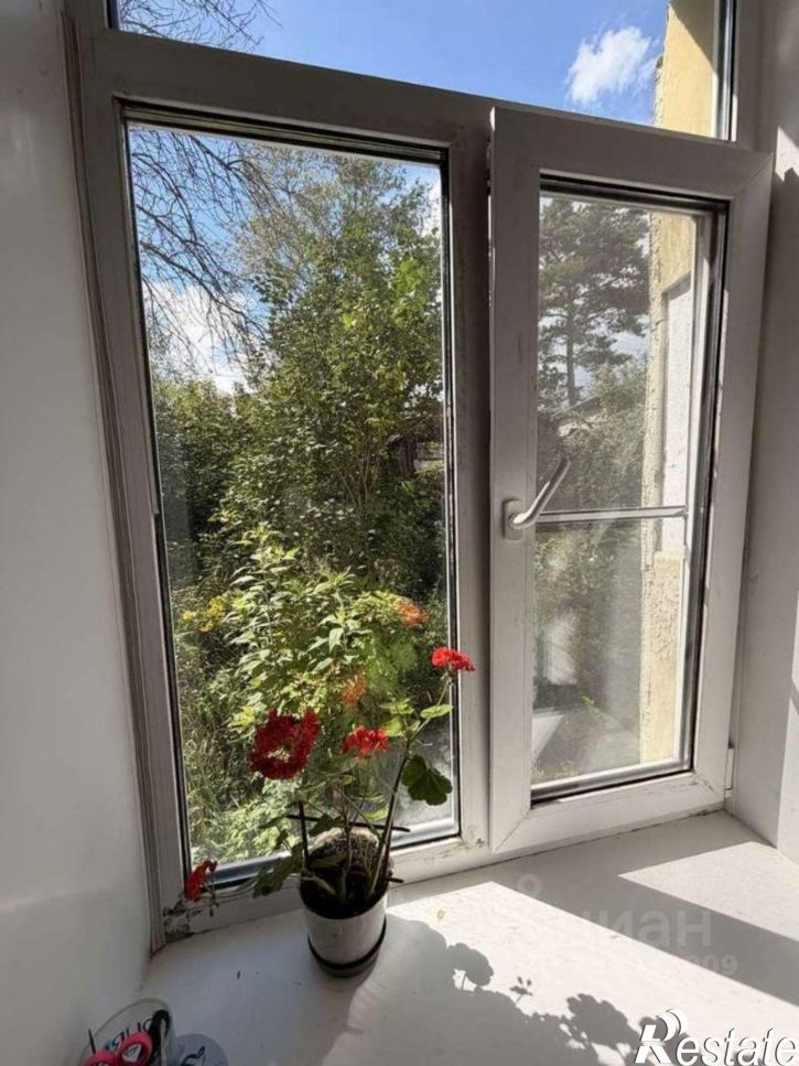 2-комн квартира ул 8 Марта, 19,  д. 19