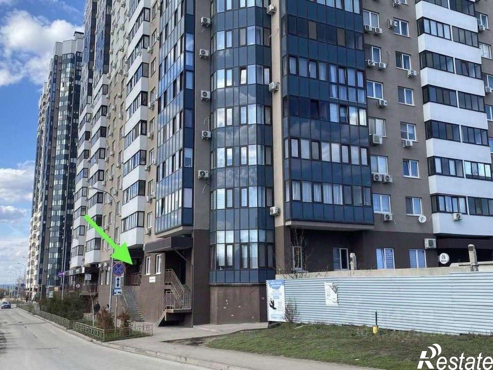 Сдать торговое помещение за 35 000 рублей на пр-кт Карла Маркса, 196