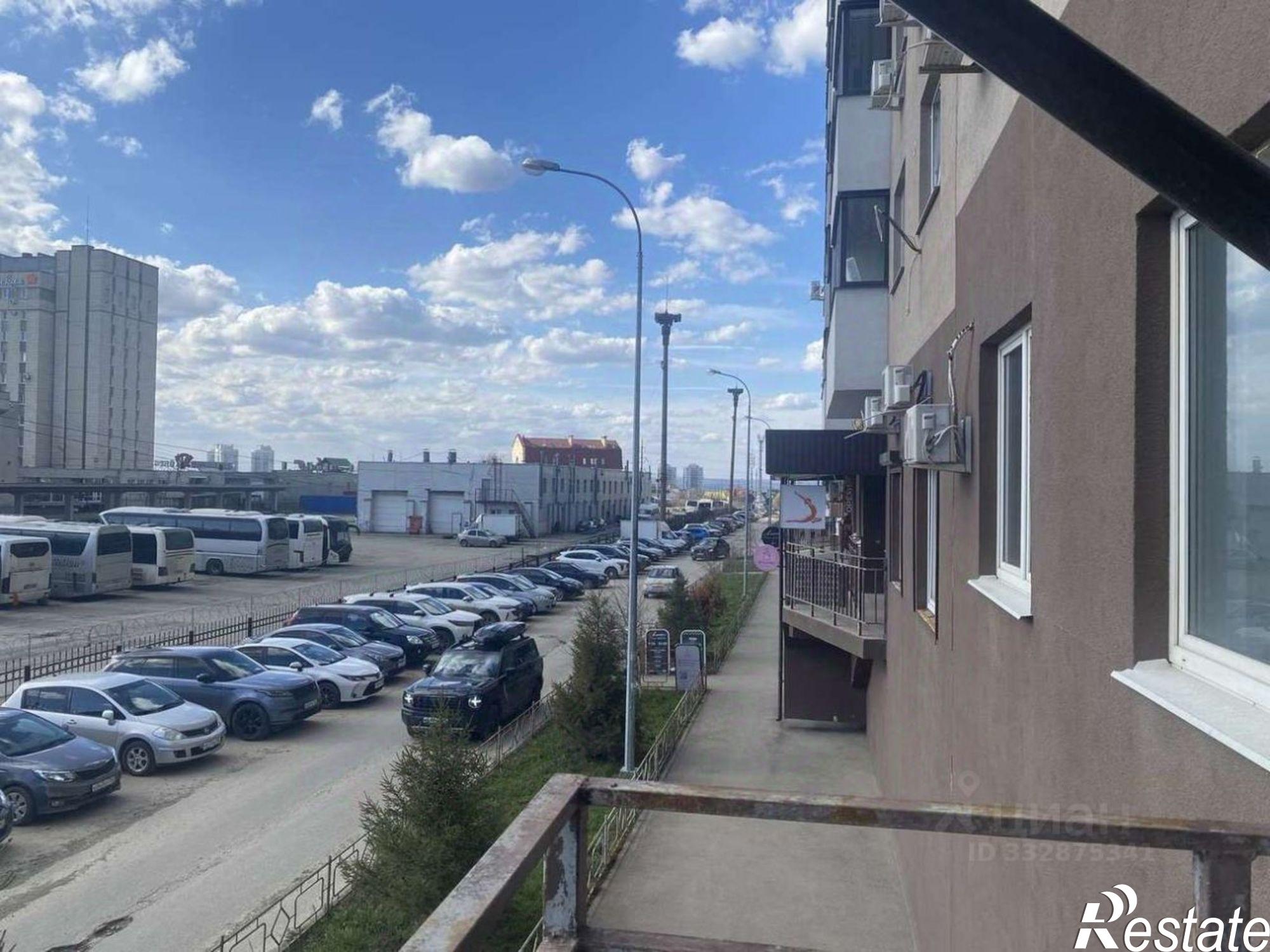 Сдать торговое помещение за 35 000 рублей на пр-кт Карла Маркса, 196