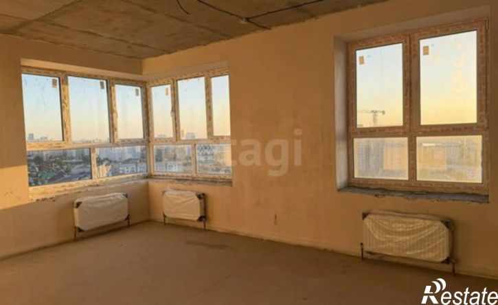 4-комн квартира ул Радиальная 8-я, 17,  д. 17