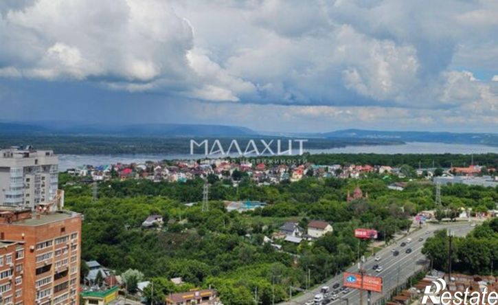3-комн квартира ул Революционная, 4,  д. 4