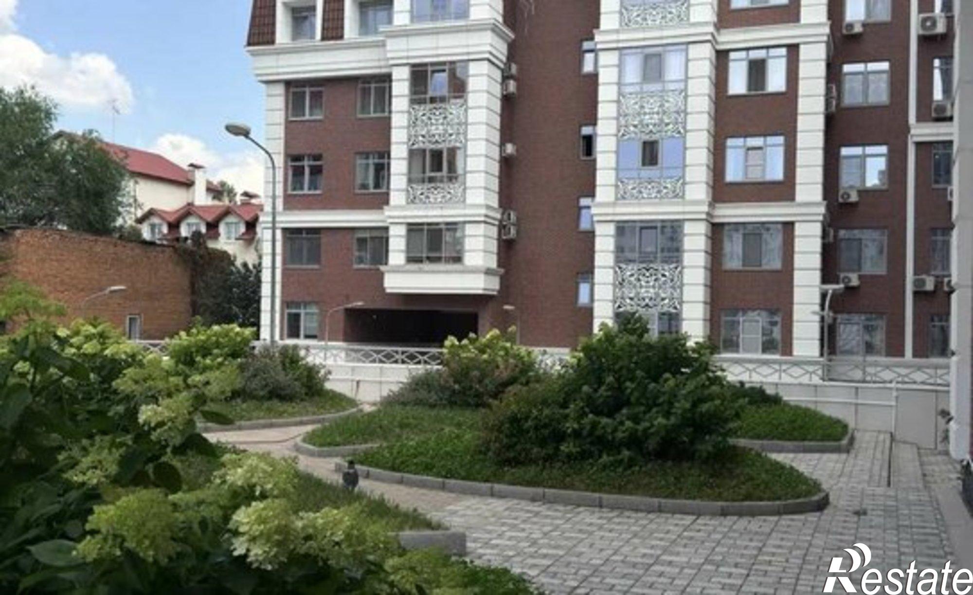 Купить квартиру за 21 500 000 рублей на ул Водников, 33
