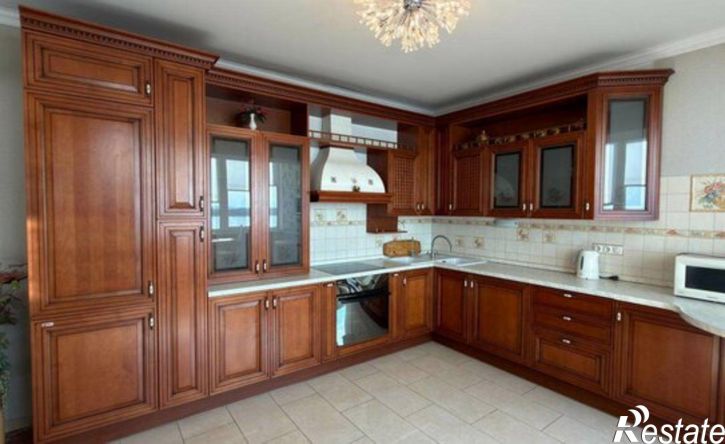 3-комн квартира ул Алексея Толстого, 122,  д. 122