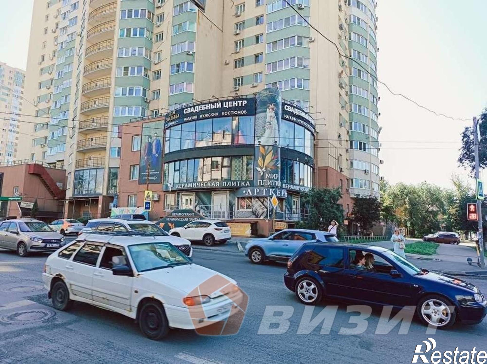 Сдать торговое помещение за 40 000 рублей на Дыбенко улица, 23