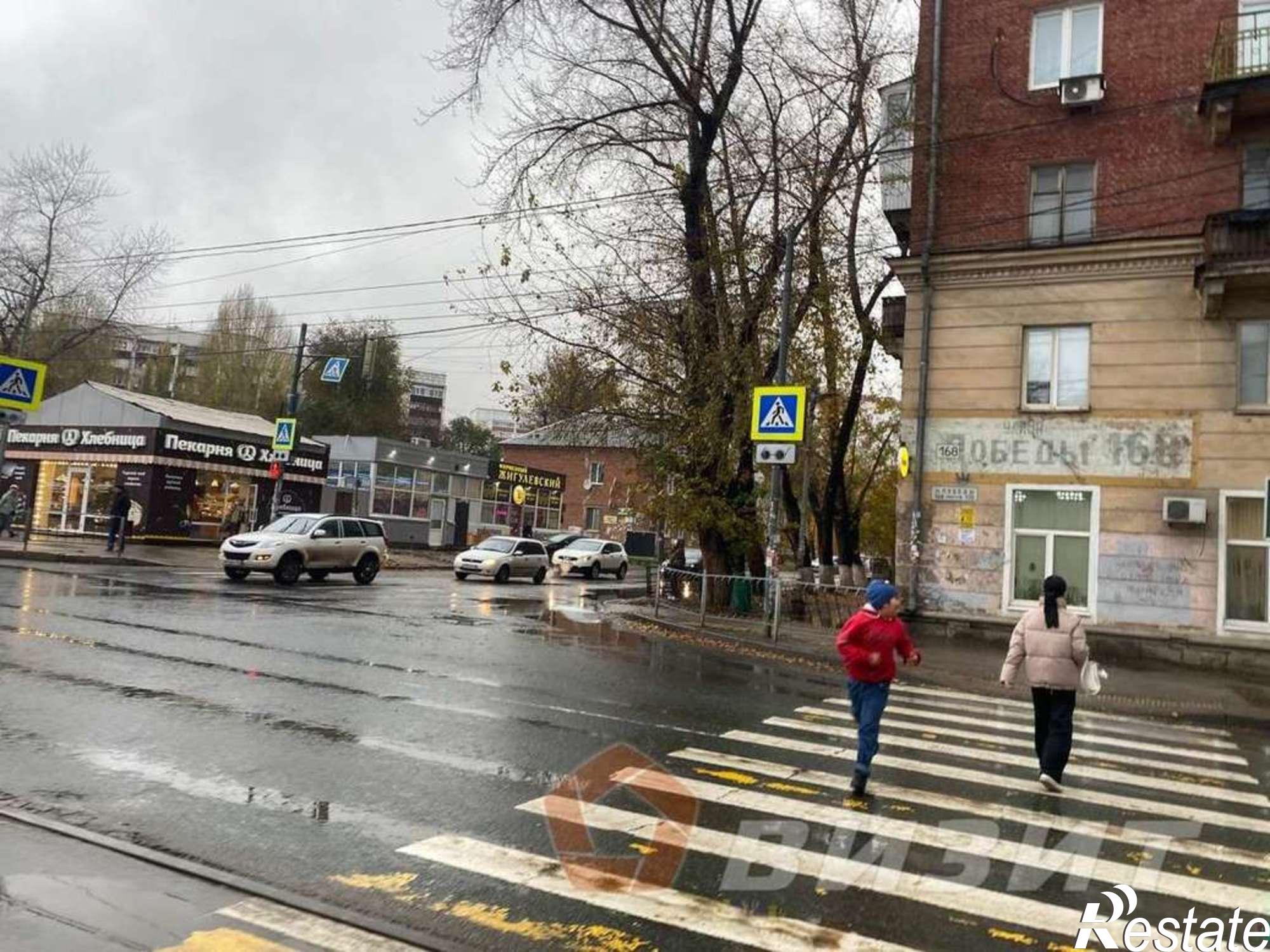 Купить торговое помещение за 3 549 000 рублей на Победы улица, 149