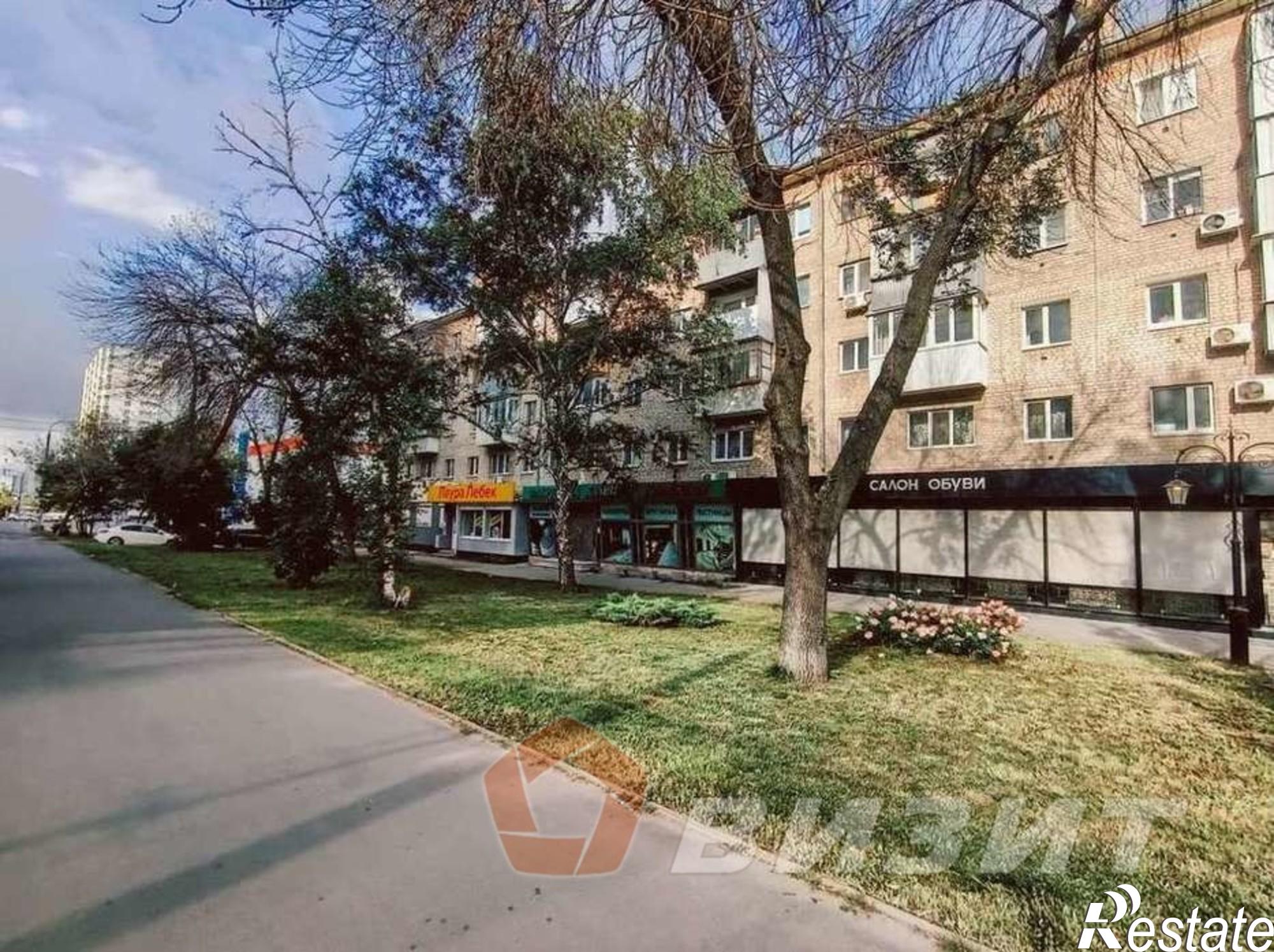 Сдать торговое помещение за 110 000 рублей на Московское шоссе, 108