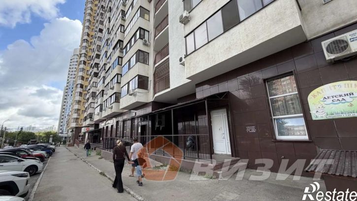 Торговое помещение Революционная улица, 4