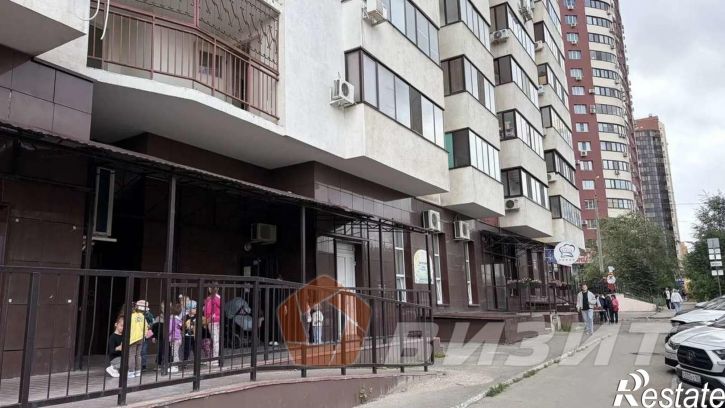 Торговое помещение Революционная улица, 4