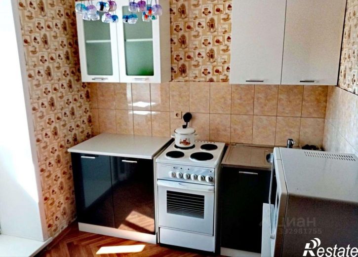 1-комн квартира пр-ка 5-я, 100,  д. 100