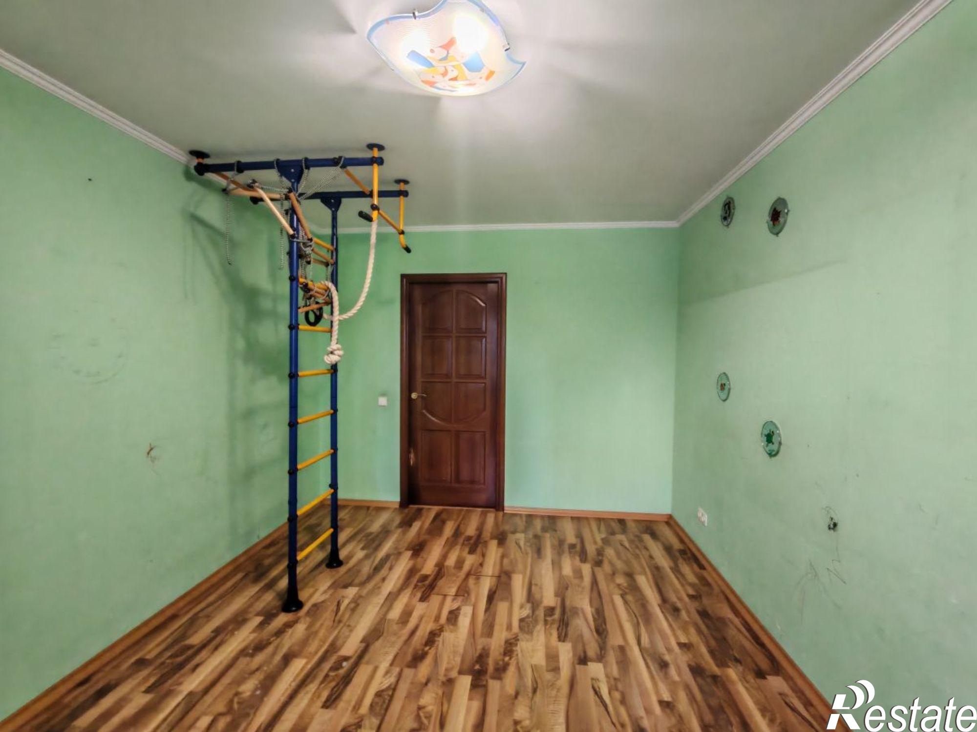 Купить квартиру за 12 400 000 рублей на 1-я Дачная улица, 28