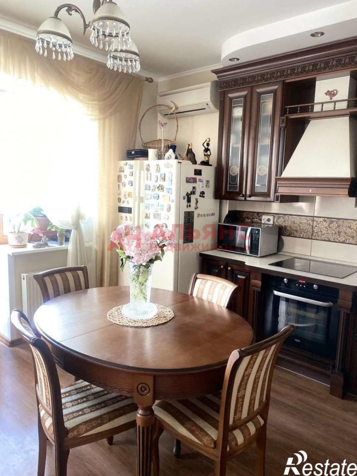 2-комн квартира Советской Армии улица, 238в