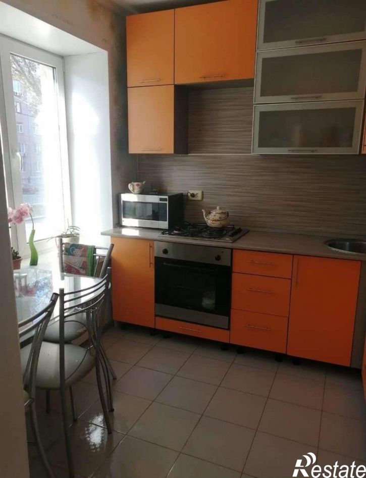 2-комн квартира Победы улица, 71