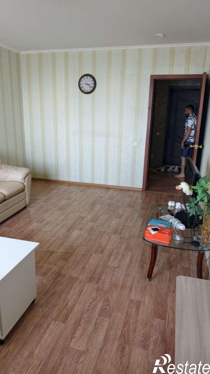 1-комн квартира Гастелло улица, 42