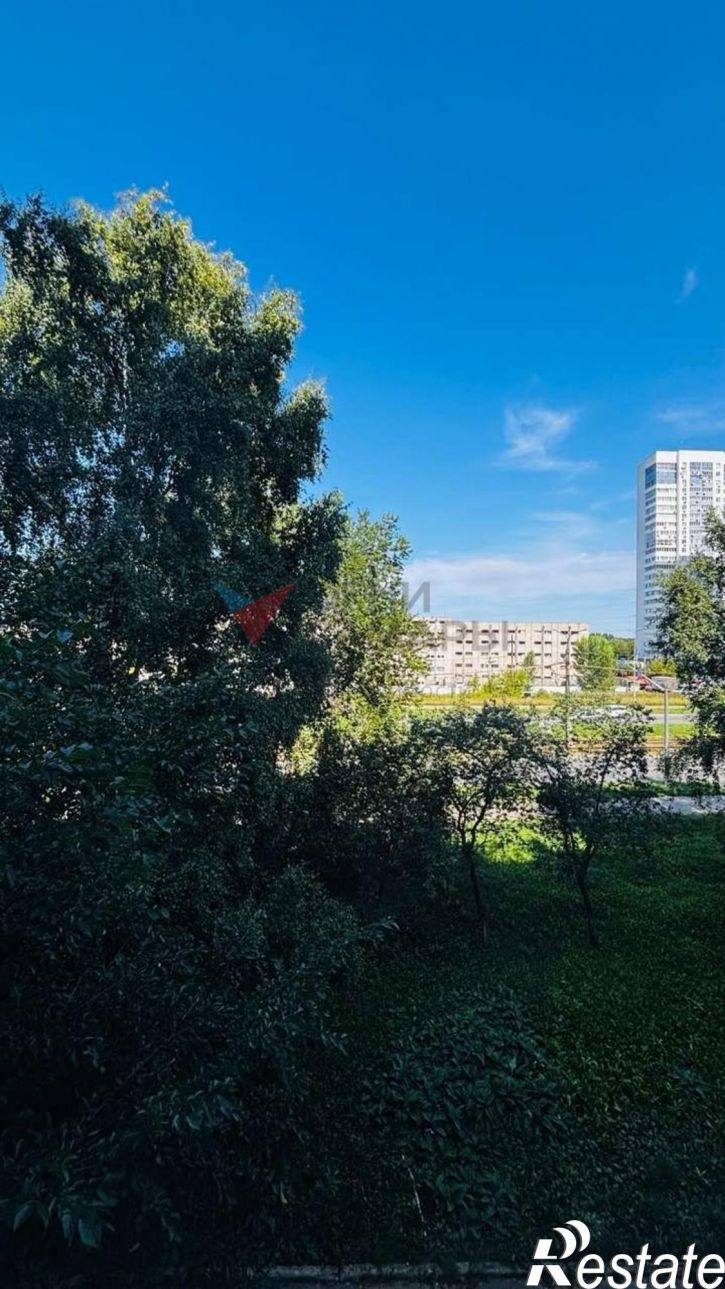 3-комн квартира Ташкентская улица, 220