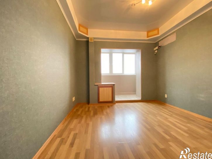 4-комн квартира Карла Маркса проспект, 55