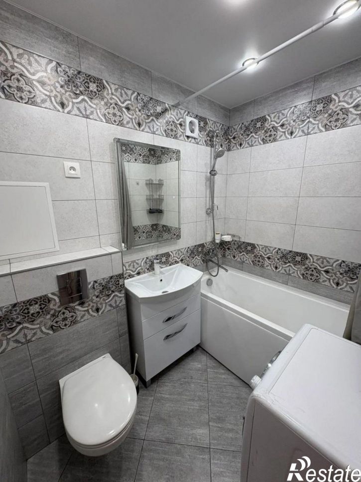 2-комн квартира Долотный переулок, 6