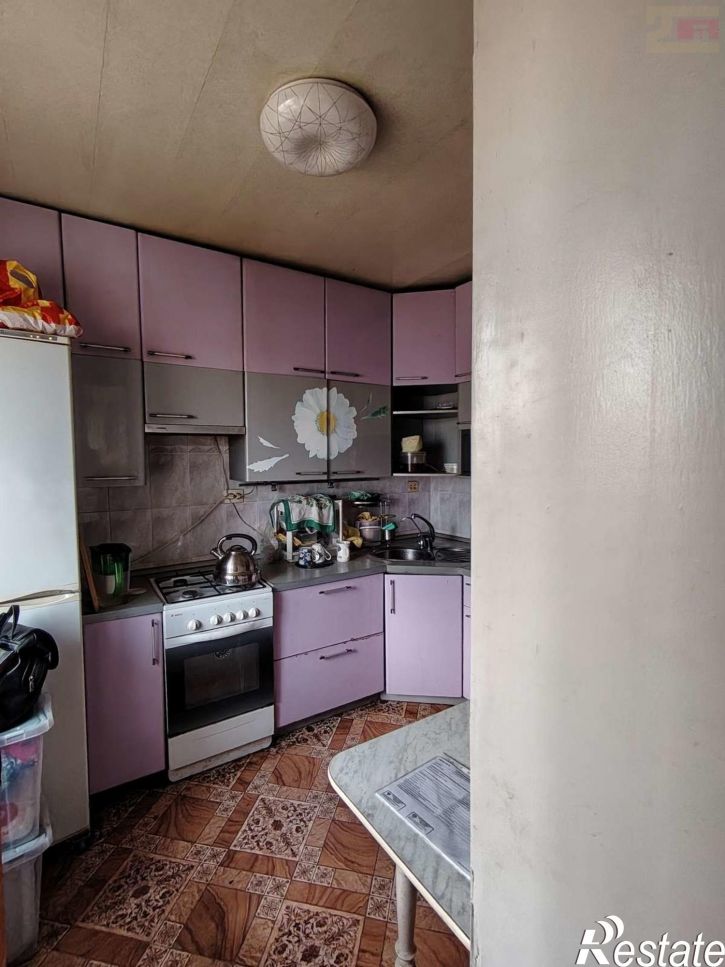 5-комн квартира Дзержинского улица, 22А