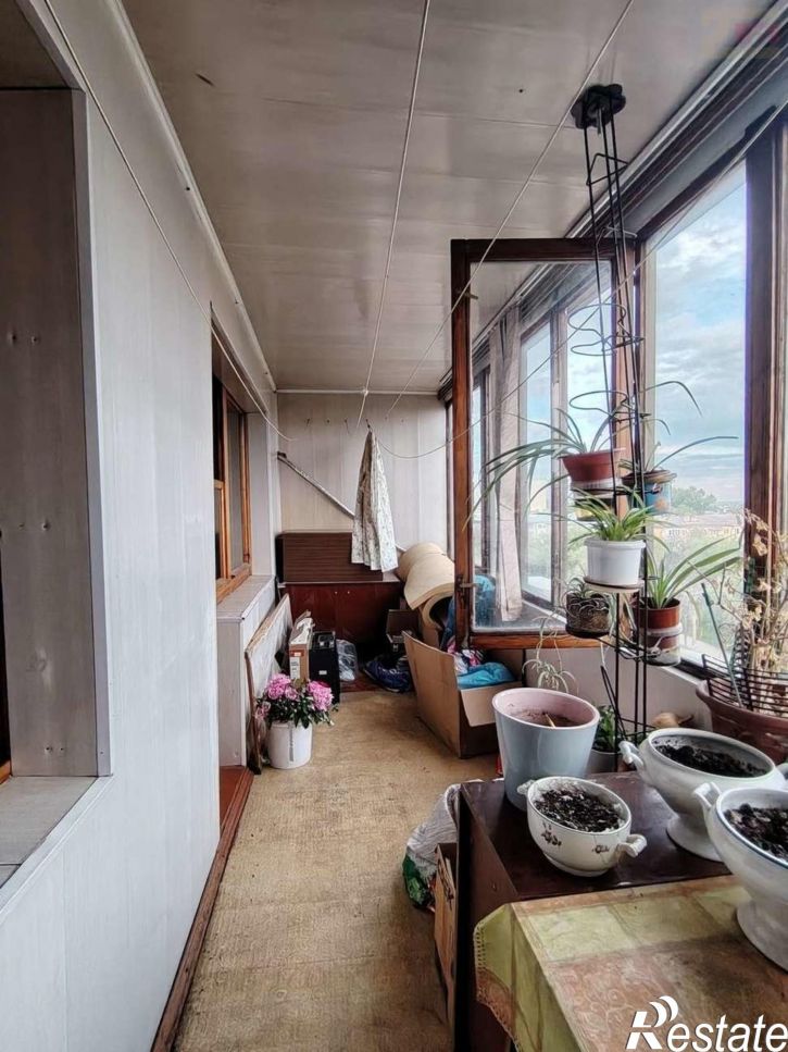 5-комн квартира Дзержинского улица, 22А