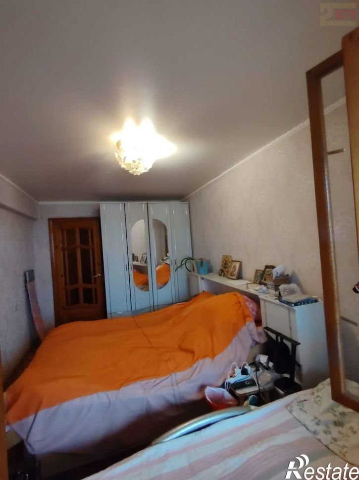5-комн квартира Дзержинского улица, 22А