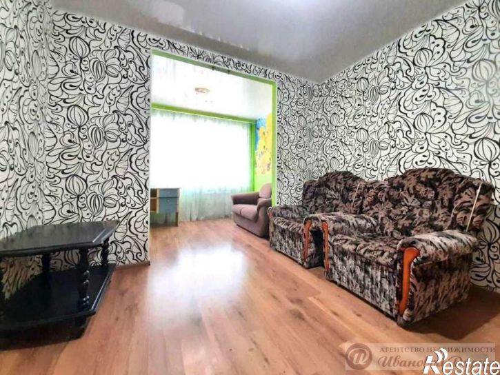 2-комн квартира Промышленности улица, 307