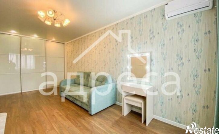 2-комн квартира ул Осетинская, 18,  д. 18