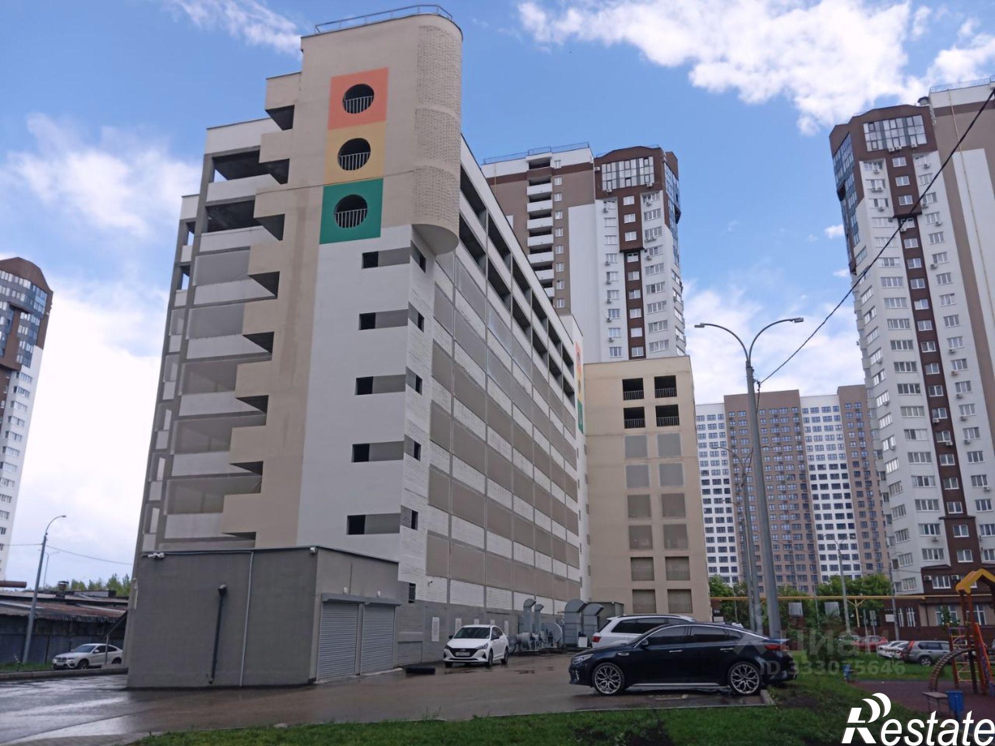 Купить гараж, место в паркинге за 752 рублей на ул Советской Армии, 181А