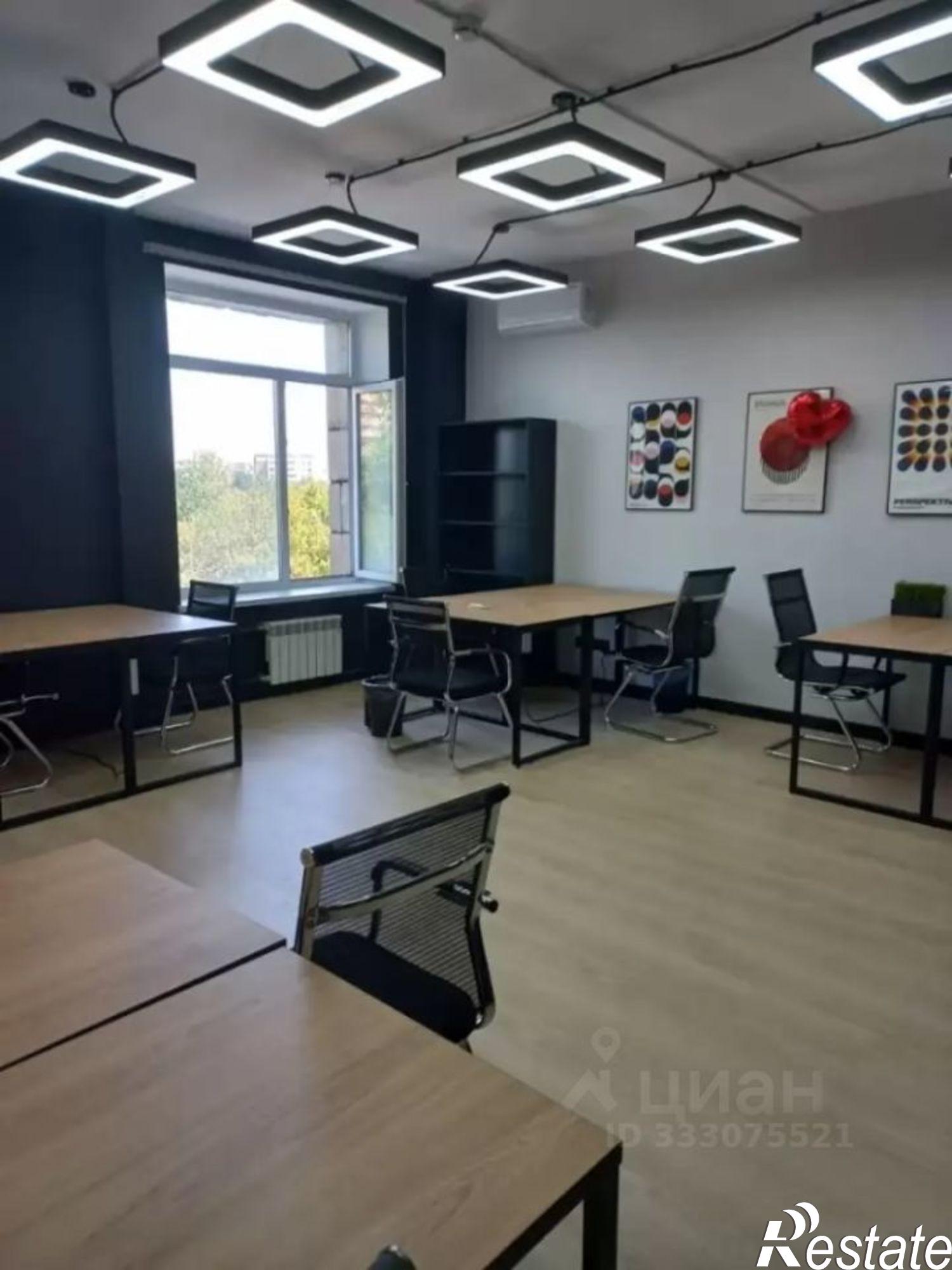 Купить офис, помещение под офис за 3 920 600 рублей на ул Антонова-Овсеенко, 44а