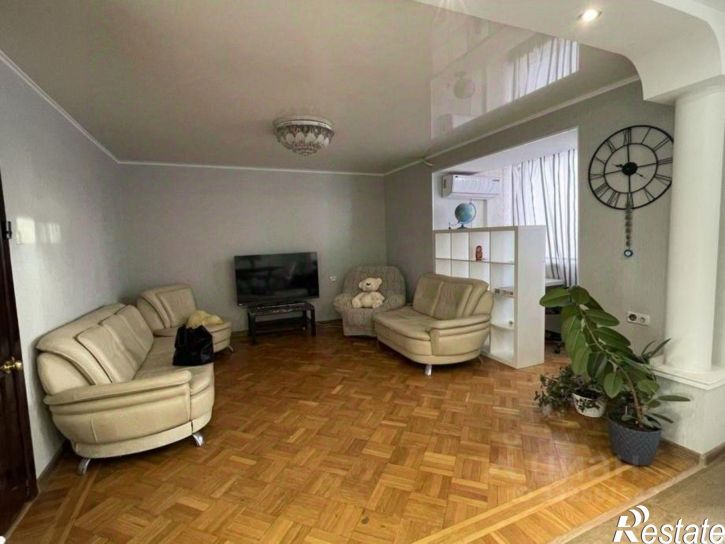 3-комн квартира ул Финская, 96,  д. 96
