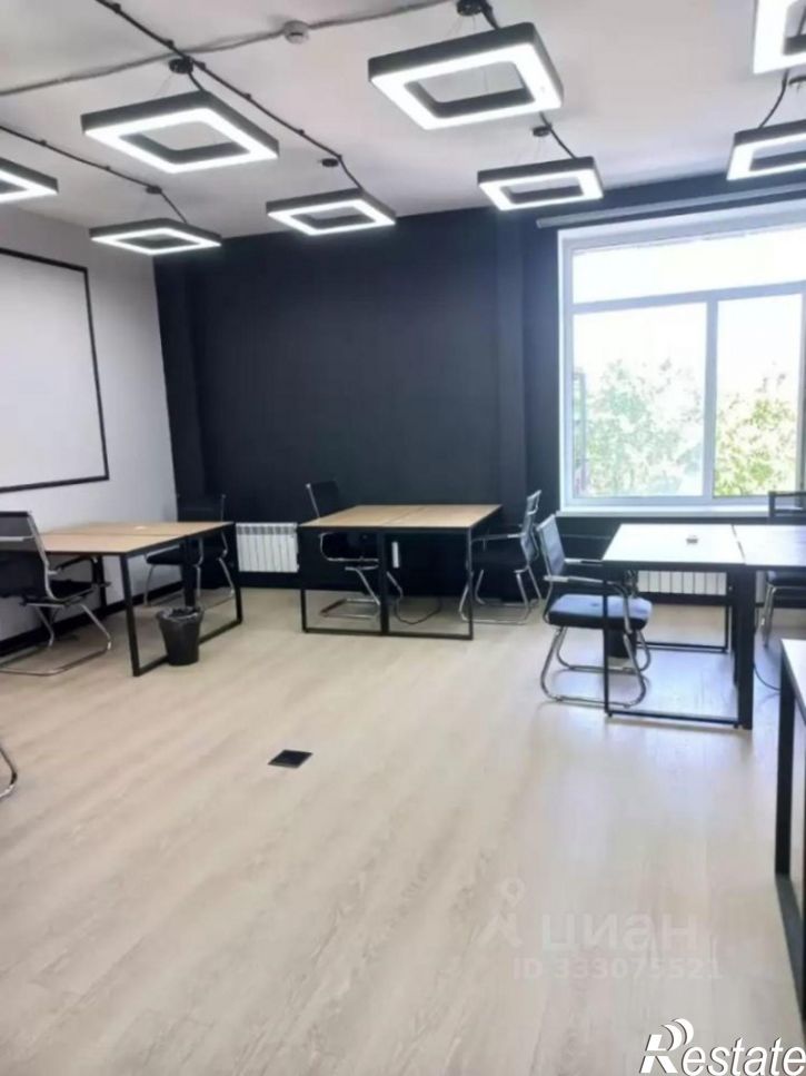 Офис ул Антонова-Овсеенко, 44а,  д. 44а