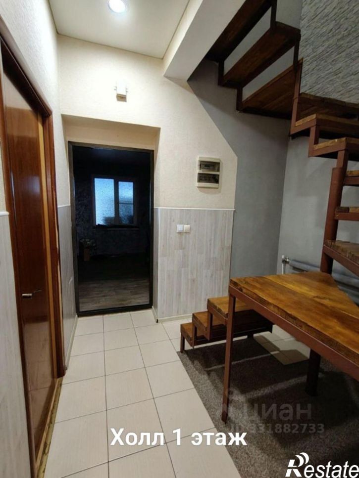 3-комн квартира ул Охотничья, 63,  д. 63