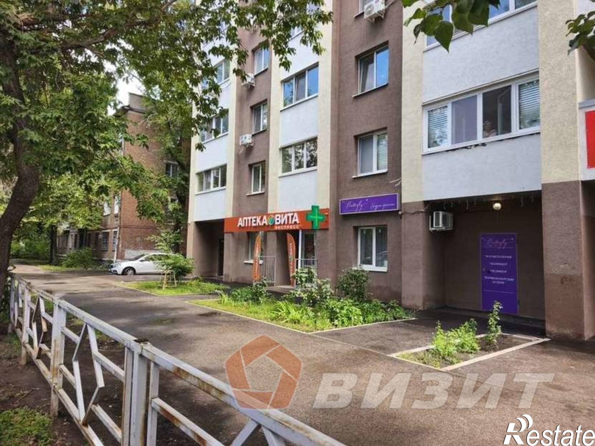 Сдать торговое помещение за 59 500 рублей на Строителей улица, 33