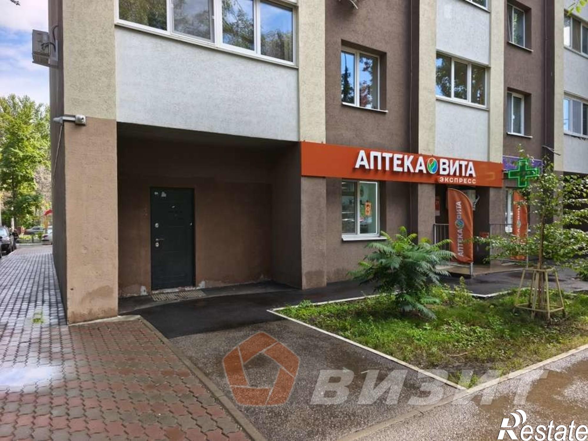 Сдать торговое помещение за 59 500 рублей на Строителей улица, 33