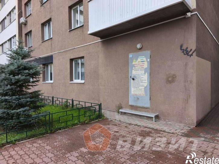 Торговое помещение Строителей улица, 33