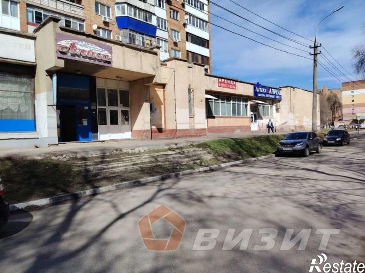 Торговое помещение Юных Пионеров проспект, 142