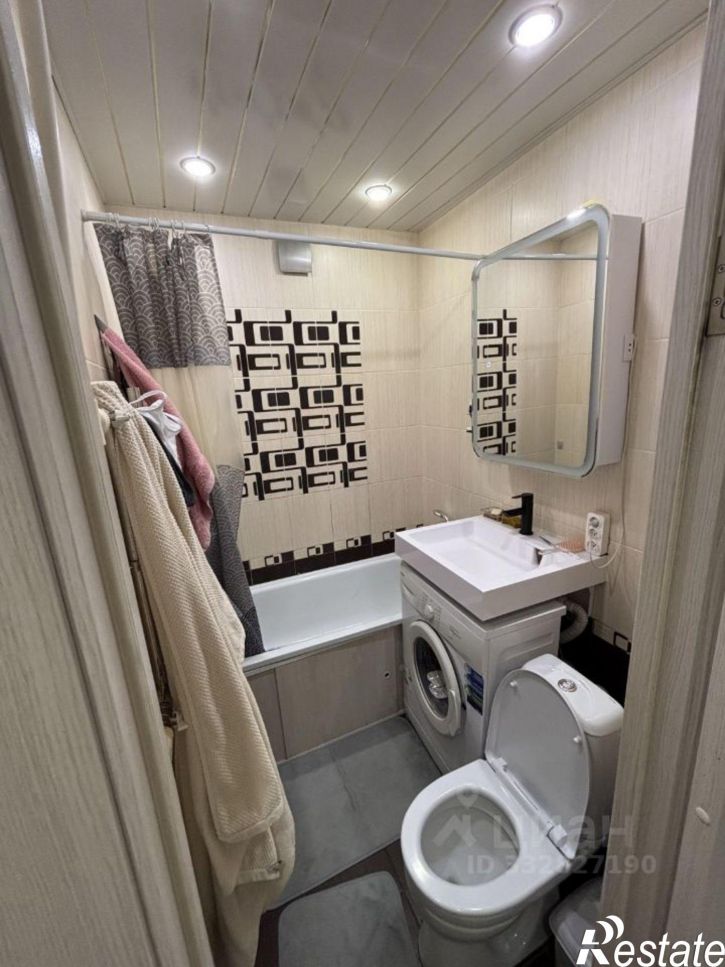 2-комн квартира ул Авроры, 103,  д. 103