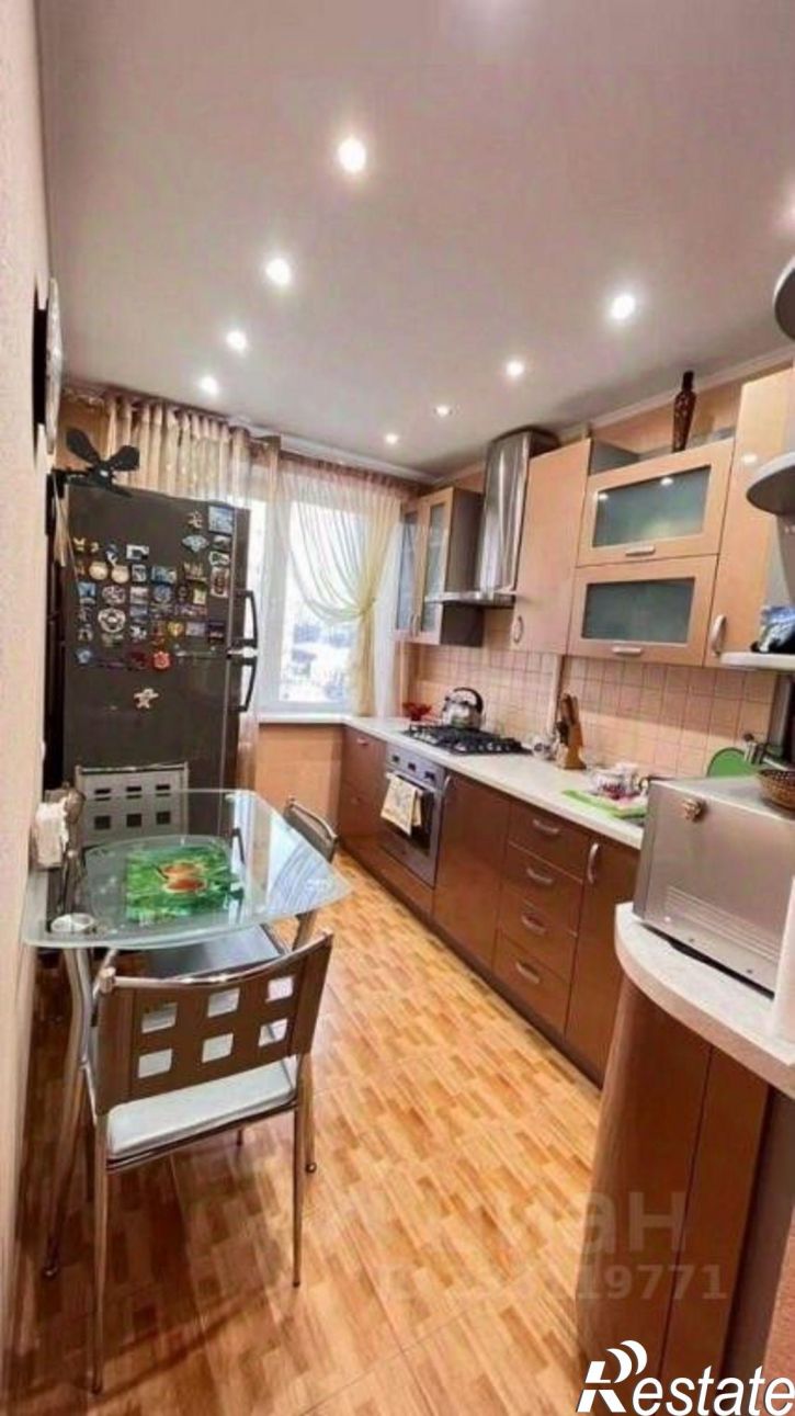 2-комн квартира пр-кт Карла Маркса, 324,  д. 324