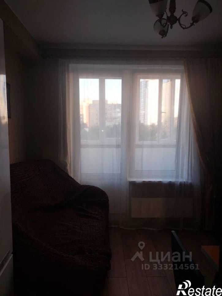 1-комн квартира ул Лейтенанта Шмидта, 10,  д. 10