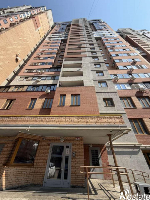 Продажа 1-комн квартиры Советской Армии улица, 238кА