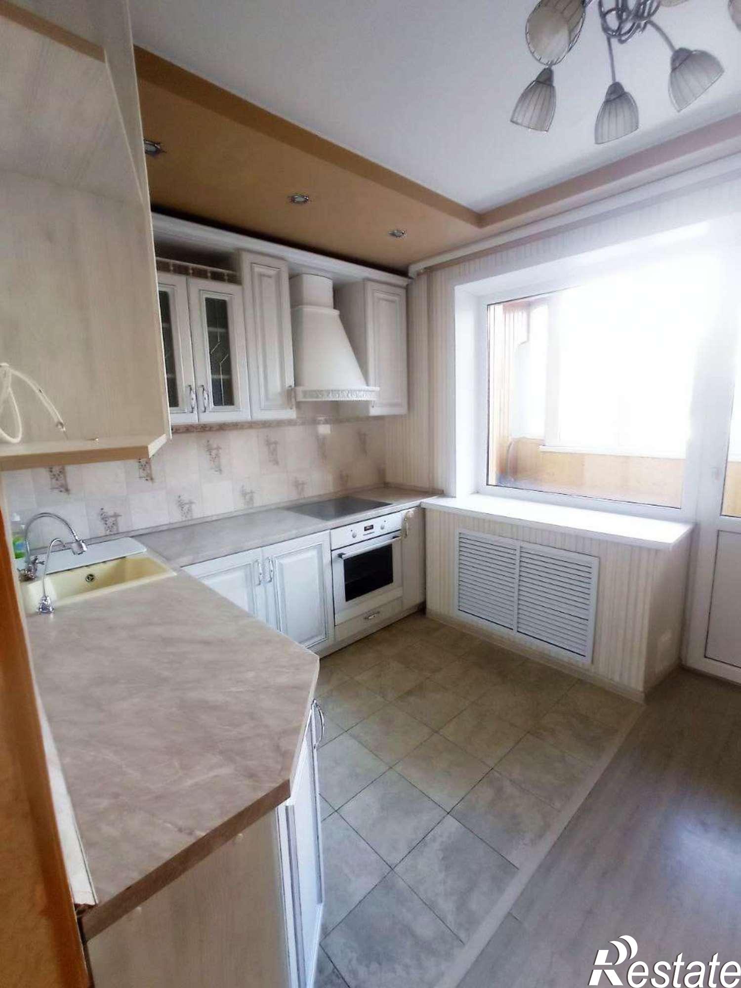 Купить квартиру за 9 130 000 рублей на Антонова-Овсеенко улица, 83