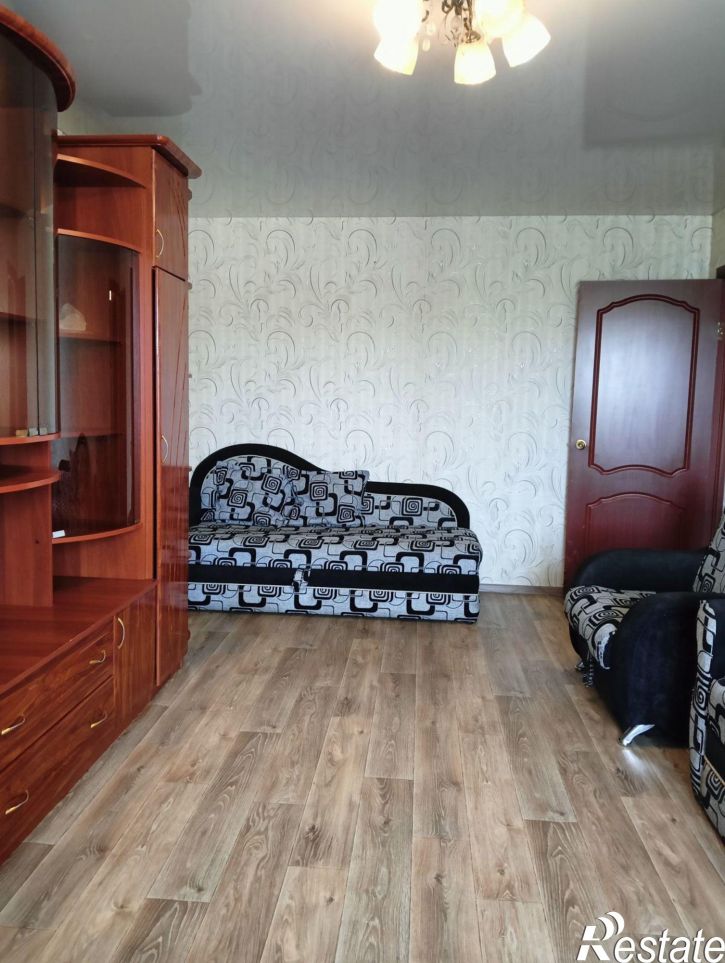 1-комн квартира Красных Коммунаров улица, 17А