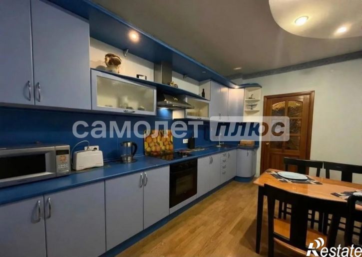 3-комн квартира Алексея Толстого улица, 87