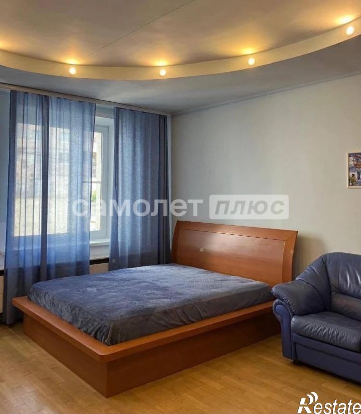 3-комн квартира Алексея Толстого улица, 87