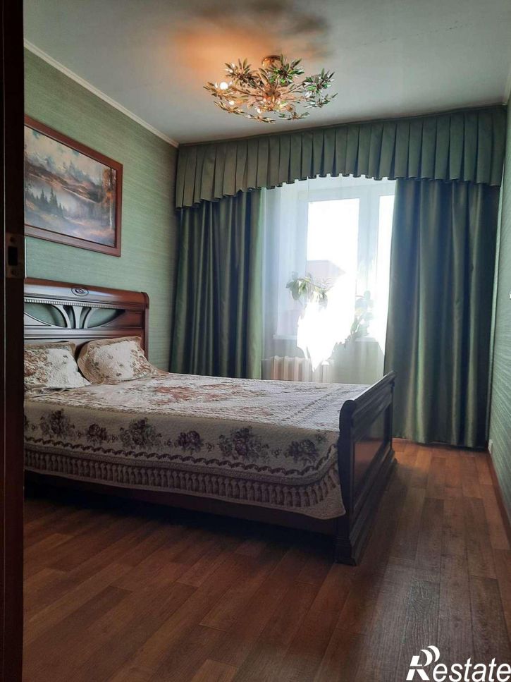 4-комн квартира Запорожская улица, 31