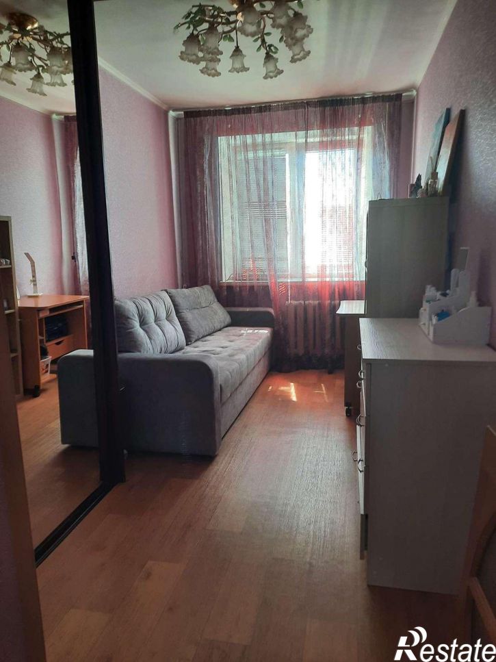 4-комн квартира Запорожская улица, 31